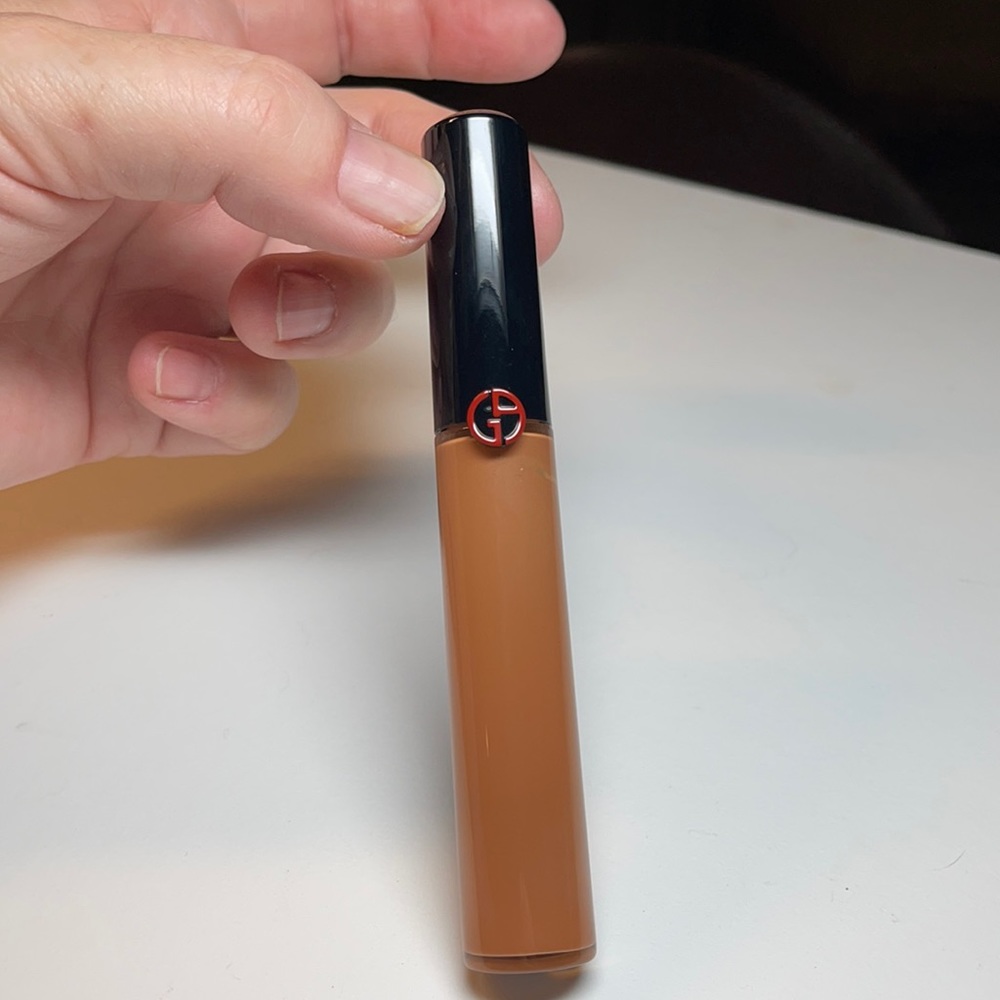 Giorgio Armani power fabric high cover concealer